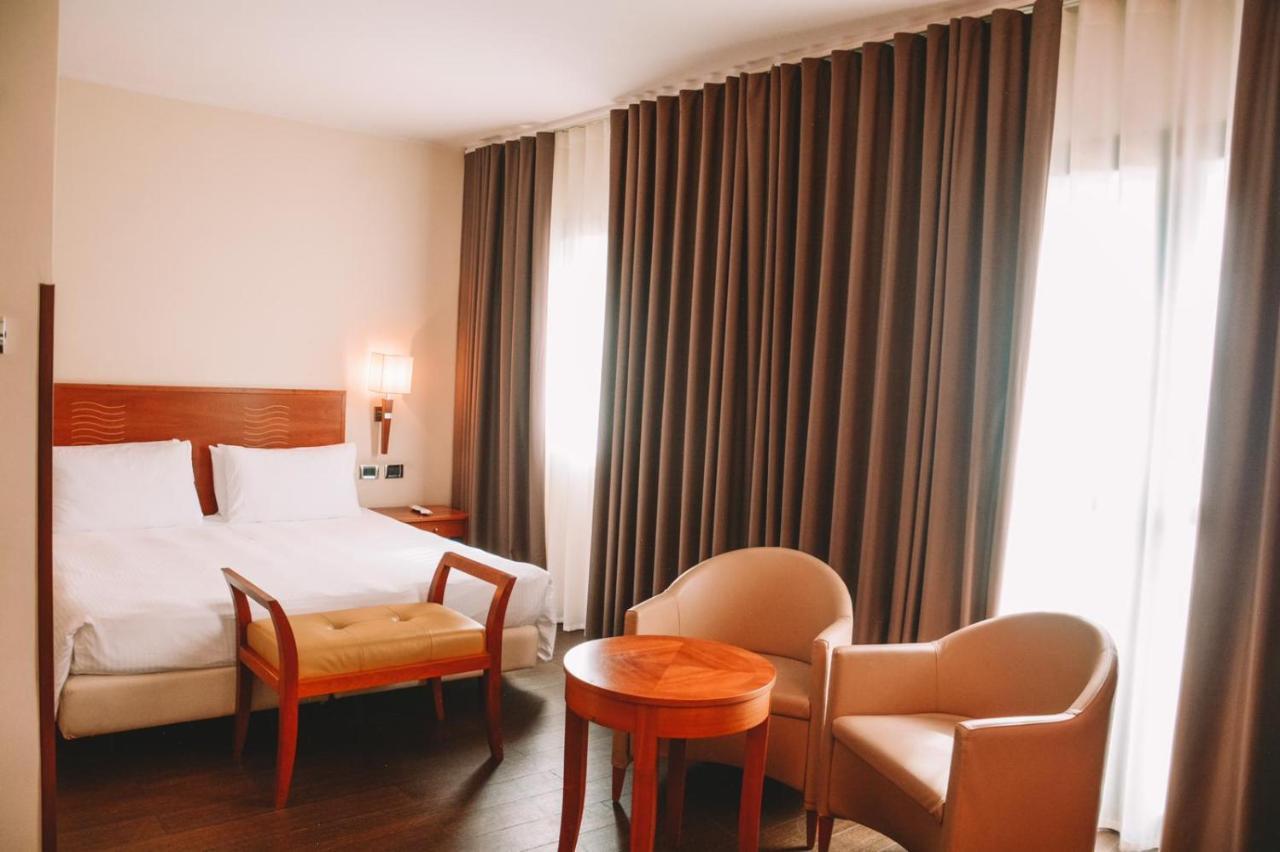 Hotel Dei Cavalieri Caserta - La Reggia Ngoại thất bức ảnh